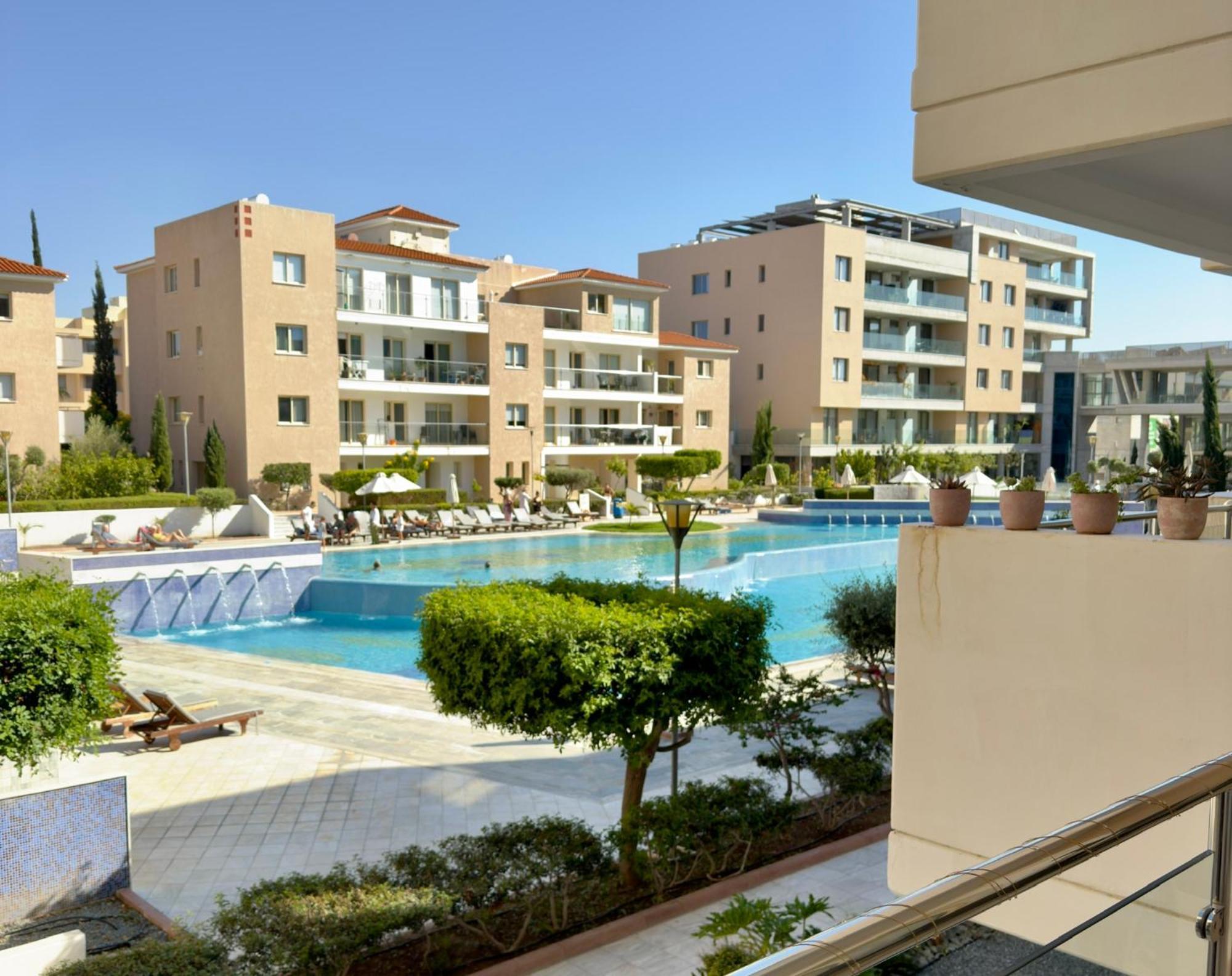 Modern Vacation At Elysia Park Daire